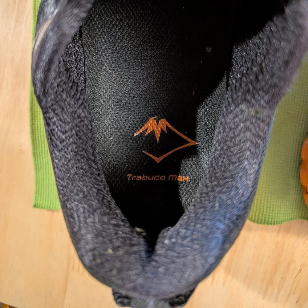 ASICS Trabuco MAX men's size 9 black shocking orange trail running shoes - Picture 9 of 11